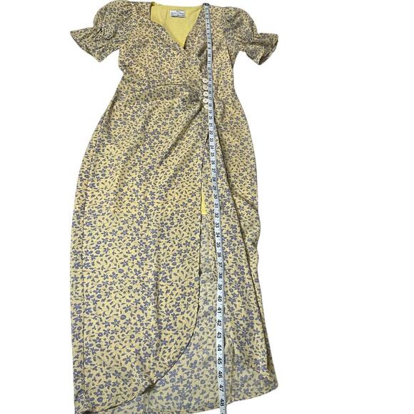 Seven Wonders Yellow Blue Floral Wrap Dress Sz 2 Slit On The Leg Button Closure - Picture 14 of 15